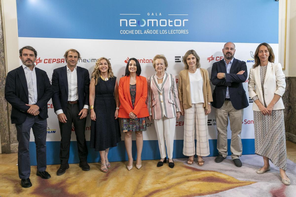 Invitados de sector de la automoción a la Gala Neomotor 2024 Invitados de sector de la automoción a la Gala Neomotor 2024