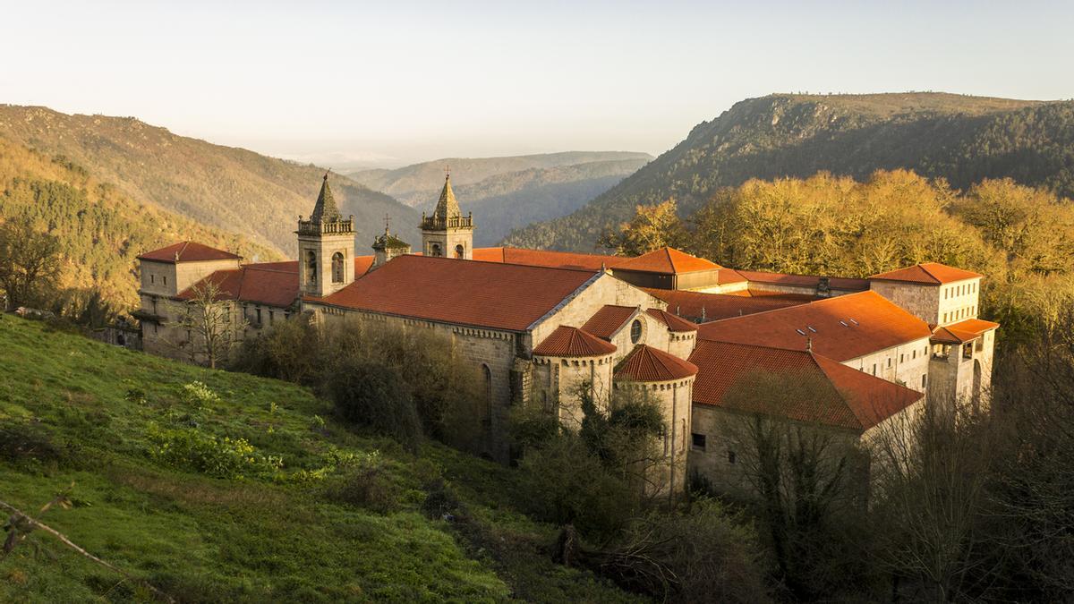 Un viaje en barco por la Ribeira Sacra: los fiordos gallegos del Sil