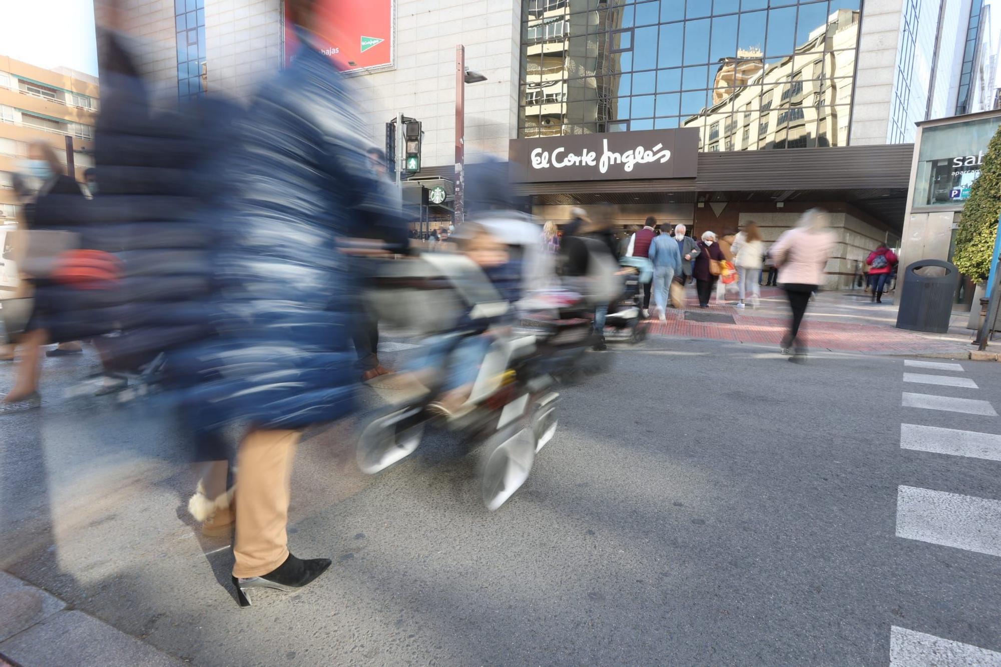 Primer día de rebajas en Alicante