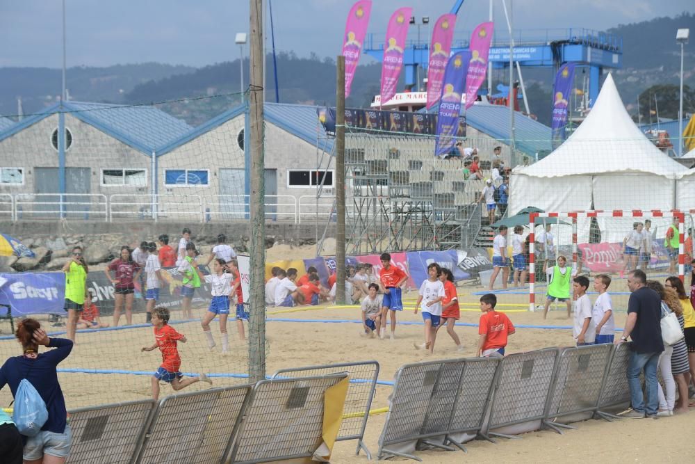 El Arena 1.000 de Bueu arranca con las competiciones de base y hoy debutan juveniles y senior