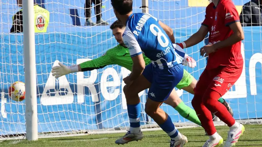 El Ilicitano corta su mala racha y Alcoyano e Intercity ganan