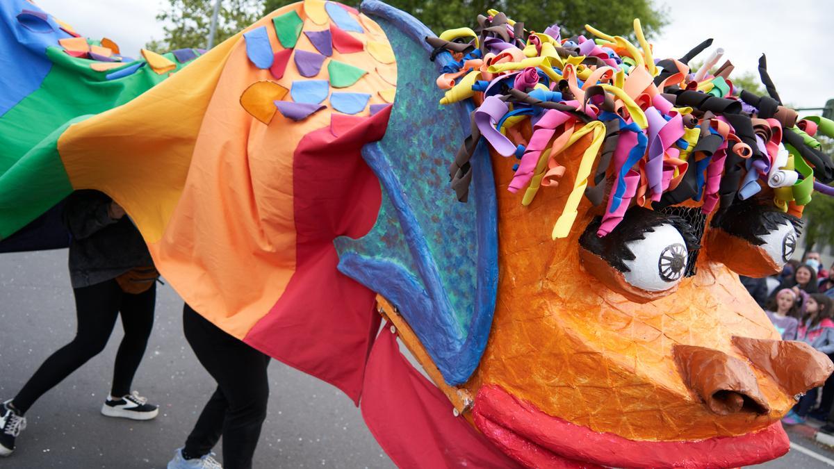 Imagen de archivo del desfile de San Jorge de Cáceres.