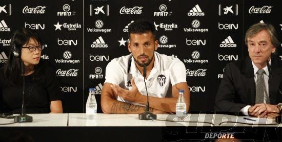 Así ha sido la presentación de Garay y Mangala