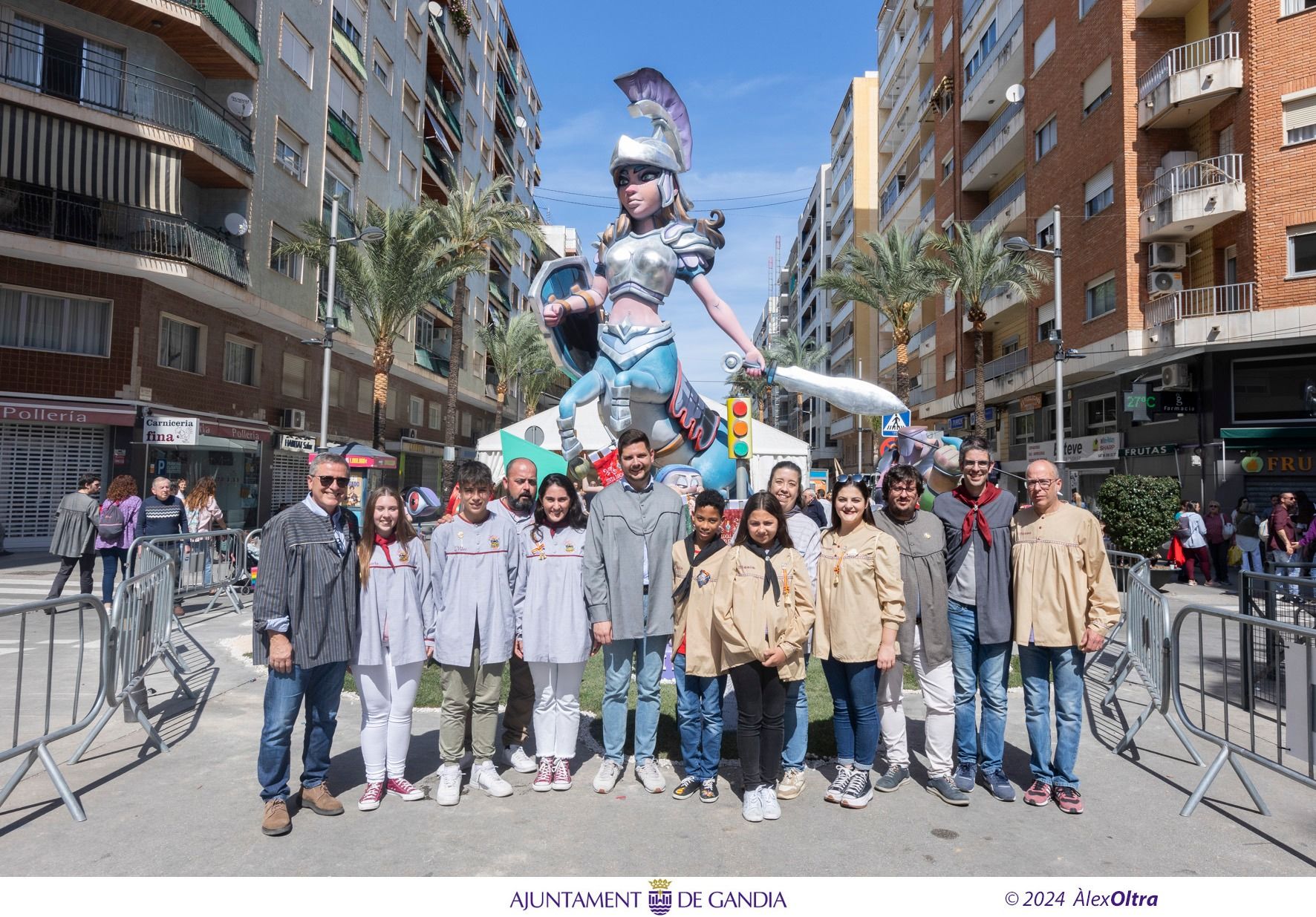 El domingo de las Fallas de Gandia, en casi ochenta imágenes