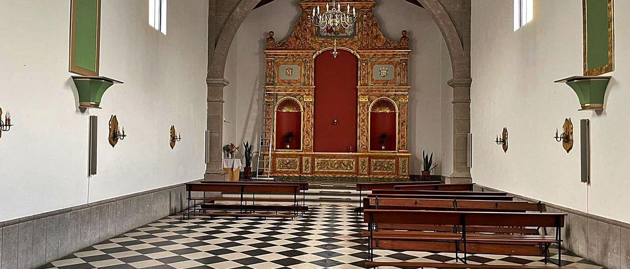 Imagen del templo de Todoque sin imágenes ni objetos litúrgicos.