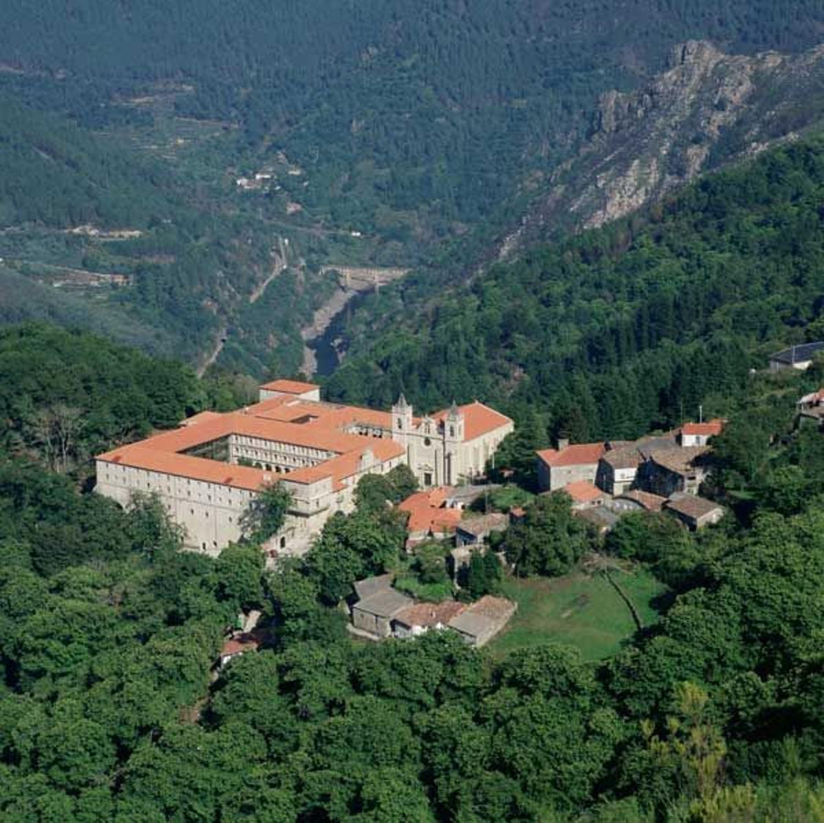 Parador y Monasterio de Santo Estevo