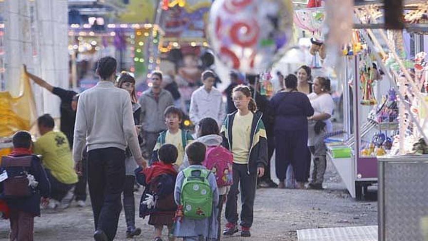 Les parades i els elments mecànics van rebre ahir a la tarda els primers visitants.