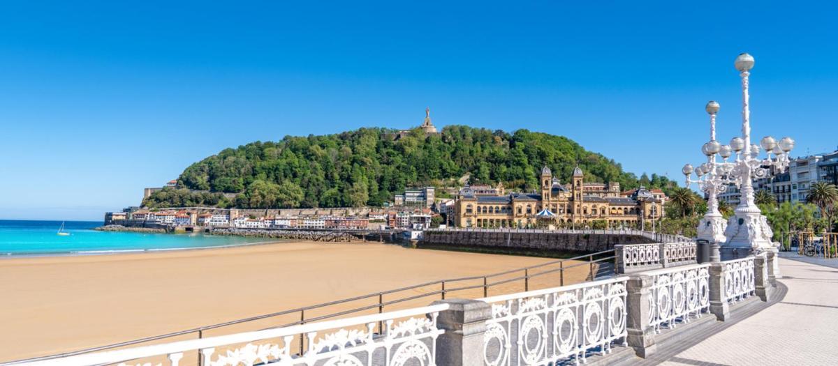 Paseo marítimo de La Concha en Donosti, San Sebastián