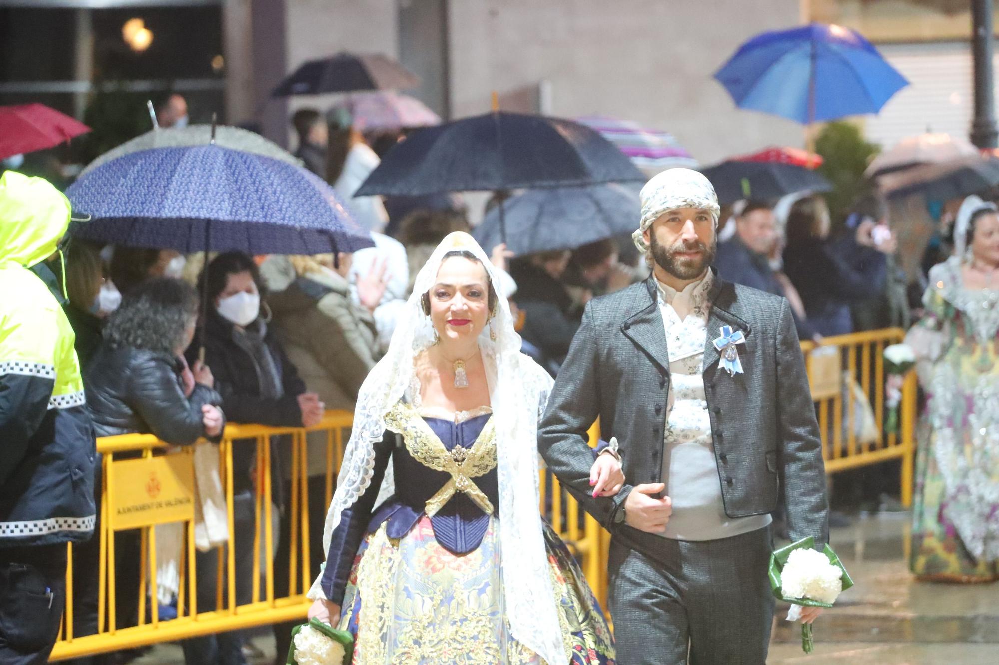 Búscate en el primer día de ofrenda por la calle de la Paz (entre las 19:00 a las 20:00 horas)