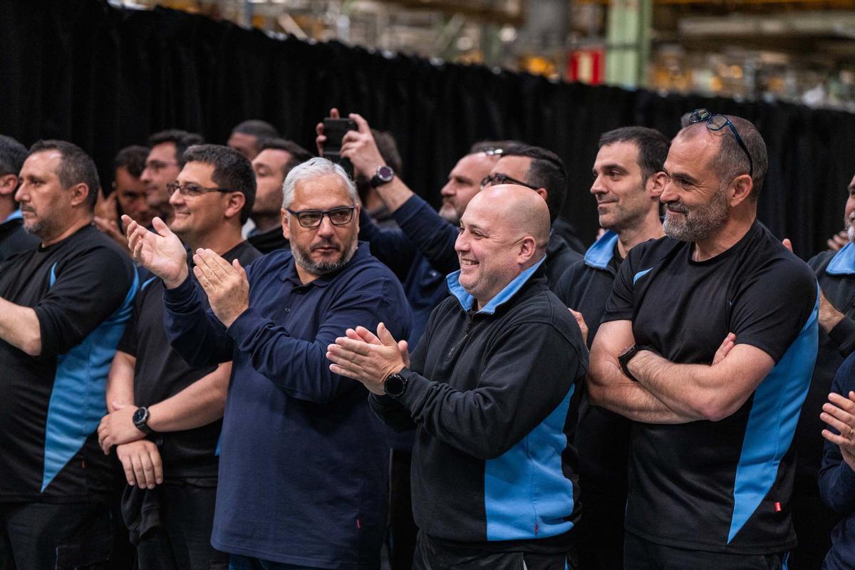 Acto oficial de apertura de la fábrica de Chery y Ebro en Barcelona con Pere Aragones, Pedro Sanchez y  Jordi Hereu.