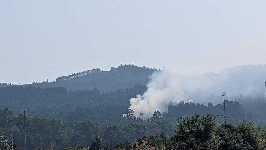 Incendio en una planta de reciclaje en Santa Icía