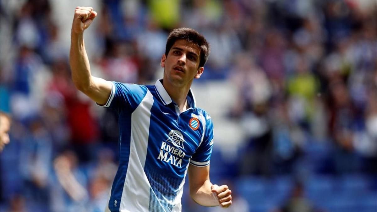 Gerard Moreno - Mũi Nhọn Linh Hoạt Của Villarreal Tỏa Sáng Trên Sân Cỏ và Cuộc Chơi Tactics