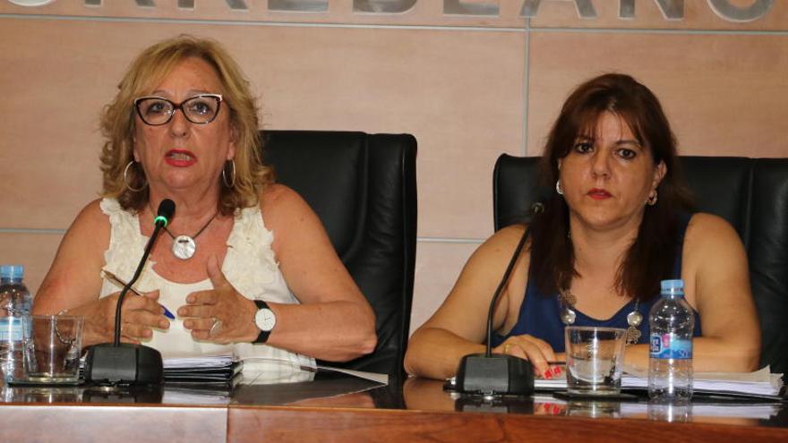 La alcaldesa de Torreblanca y la concejala de Urbanismo.