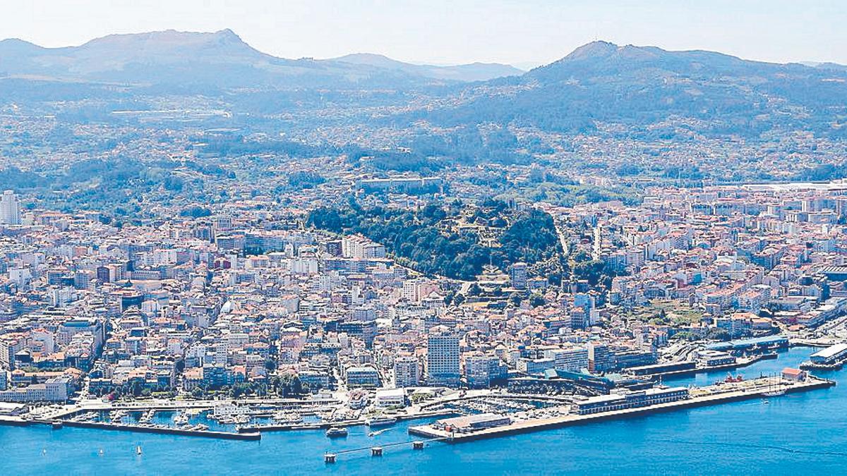 Vista general de Vigo desde la ría