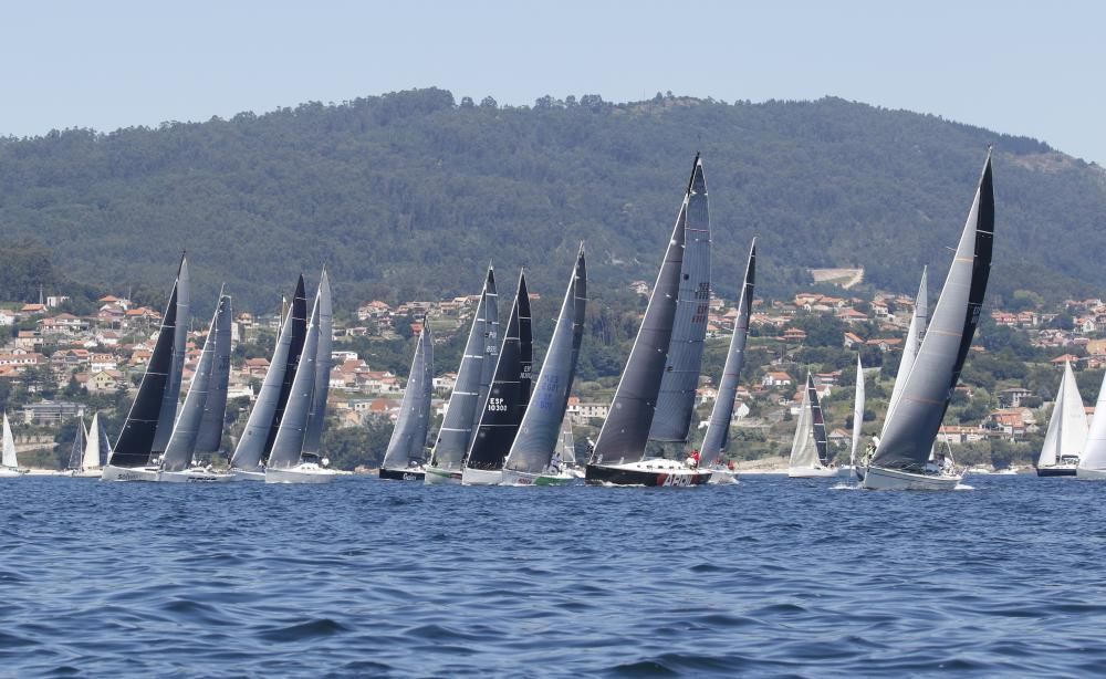 El barco de Julio Rodríguez entra en la lucha por el título en  ORC1 - Dominio de "Bosch Service" en ORC2.