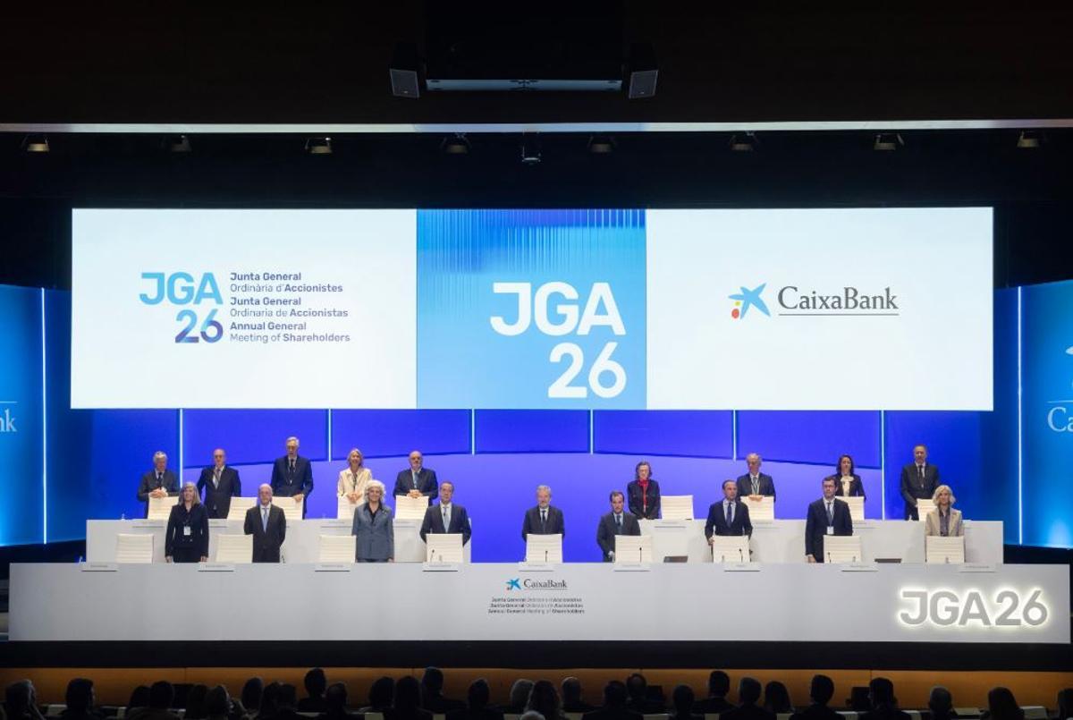 Imagen de la junta general de accionistas de CaixaBank celebrada este viernes en Valencia