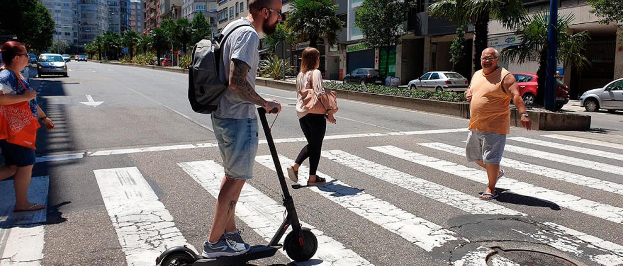 Patinetes y bicicletas en Vigo: los accidentes más frecuentes // MARTA G. BREA