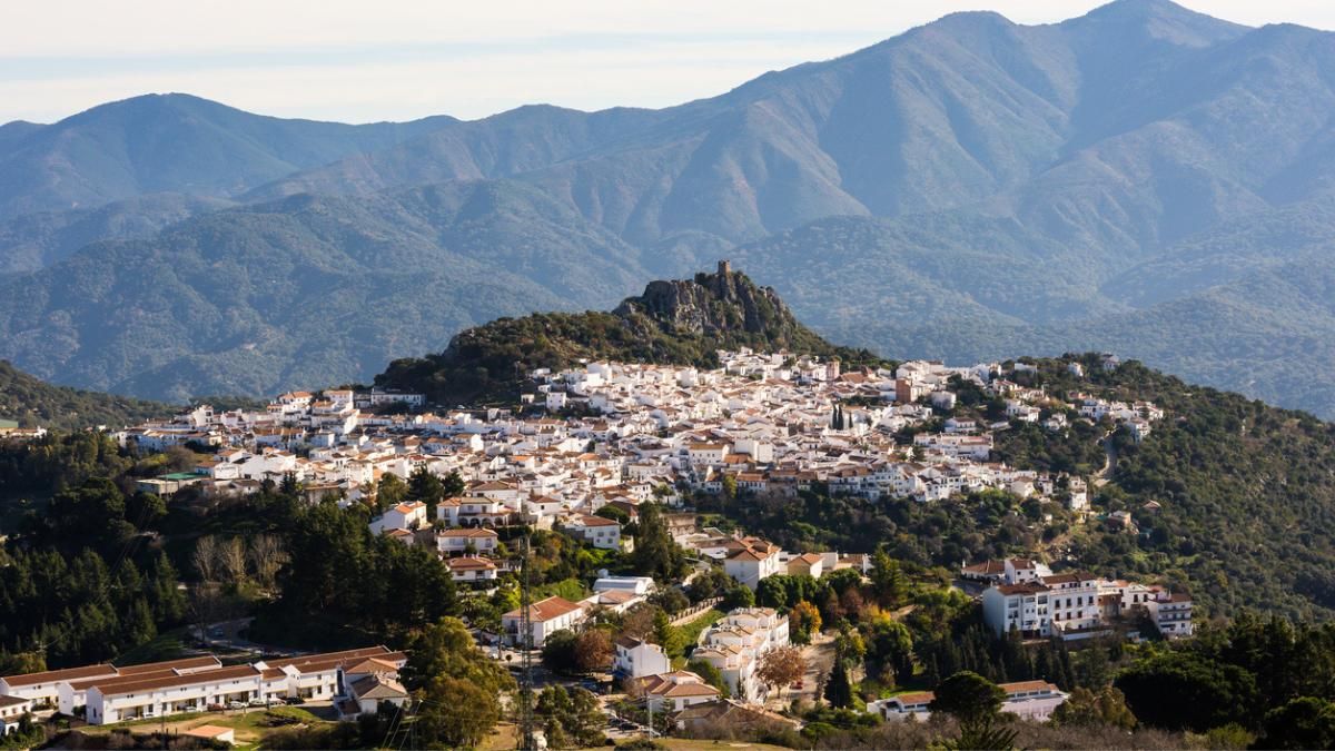 Nuevos pueblos mágicos de España que deberías conocer.