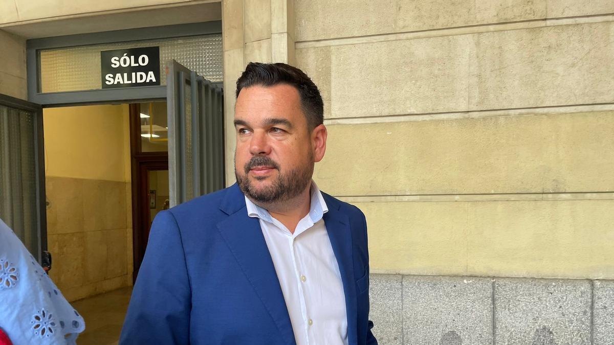 El alcalde de Gines, Romualdo Garrido
