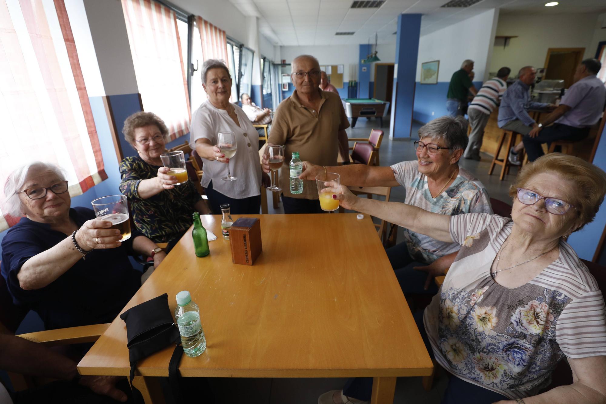 En imágenes: Los mayores de Trevías se cuidan con el prorama "Más fuerte, más ágil"