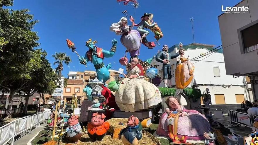 Recorremos las mejores fallas de Sagunt