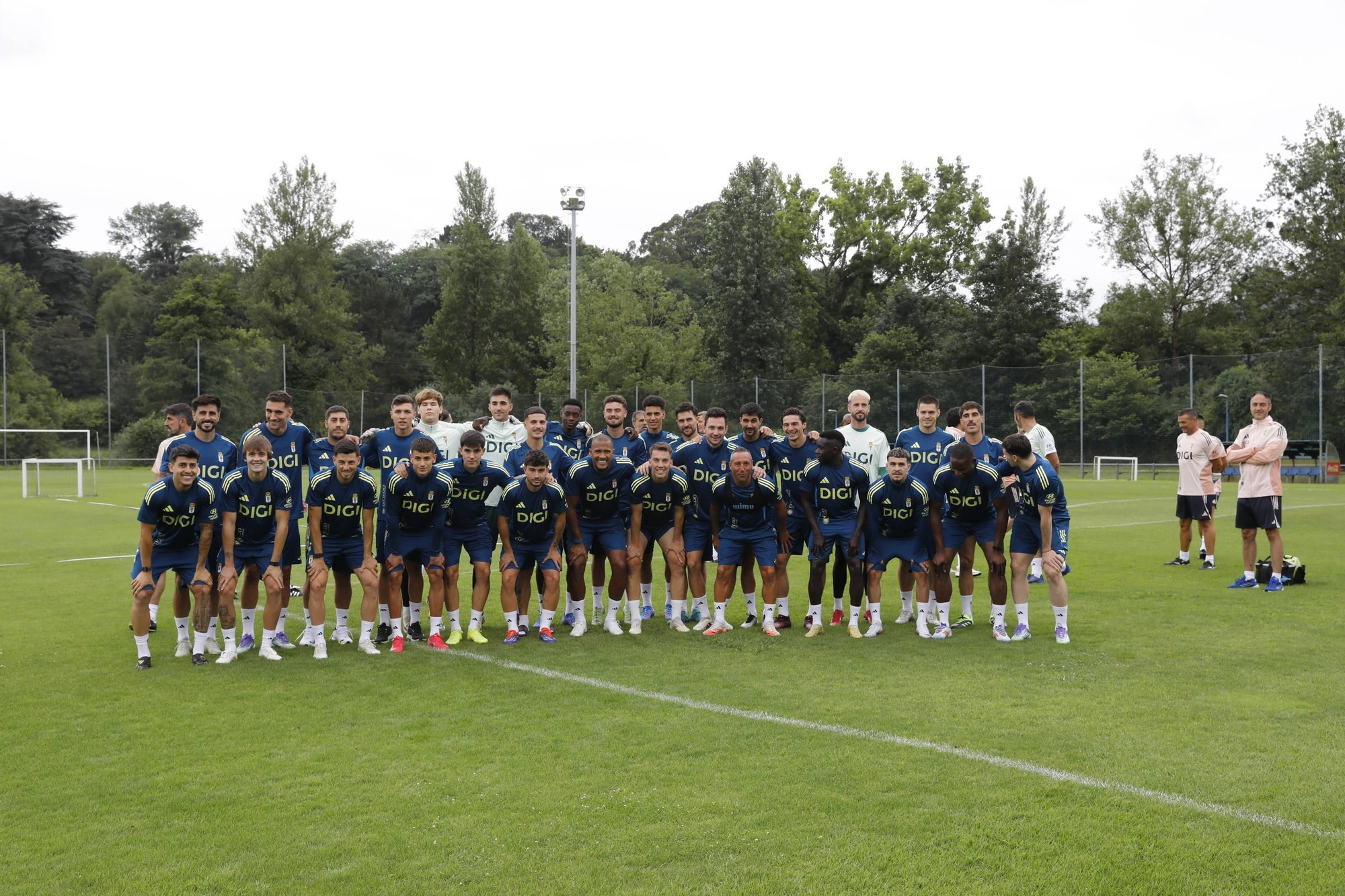 En imágenes: así fue la primera sesión de entrenamientos de Primera en El Requexón con Rodón, Reina y Domingues