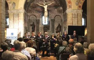 Encuentro coral en la iglesia prerrománica de Los Prados