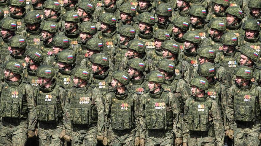Más misiles, más drones, más munición: la OTAN percibe una amenaza rusa redoblada para después de la guerra de Ucrania