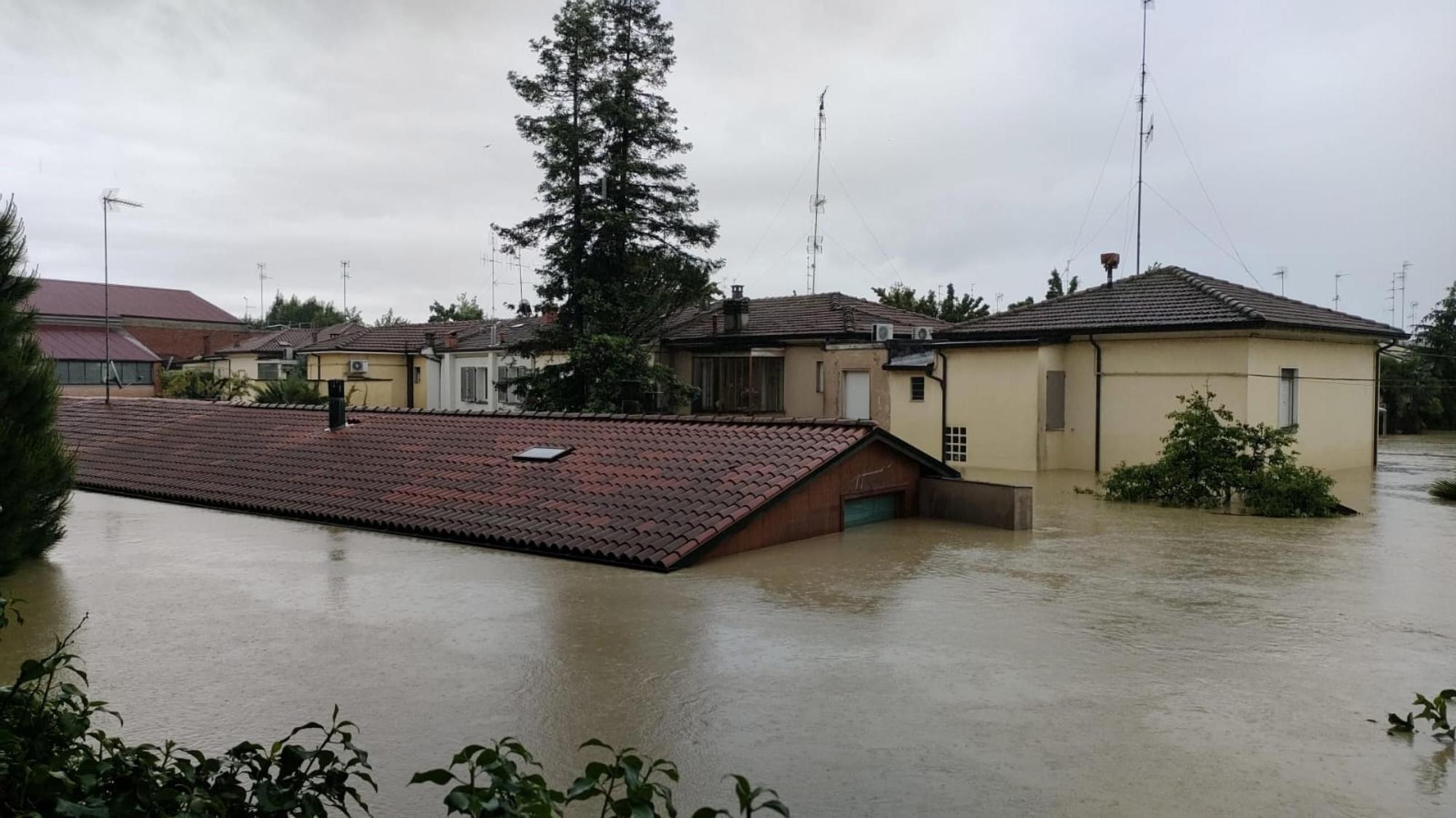 Fresh wave of torrential rain battering Italy