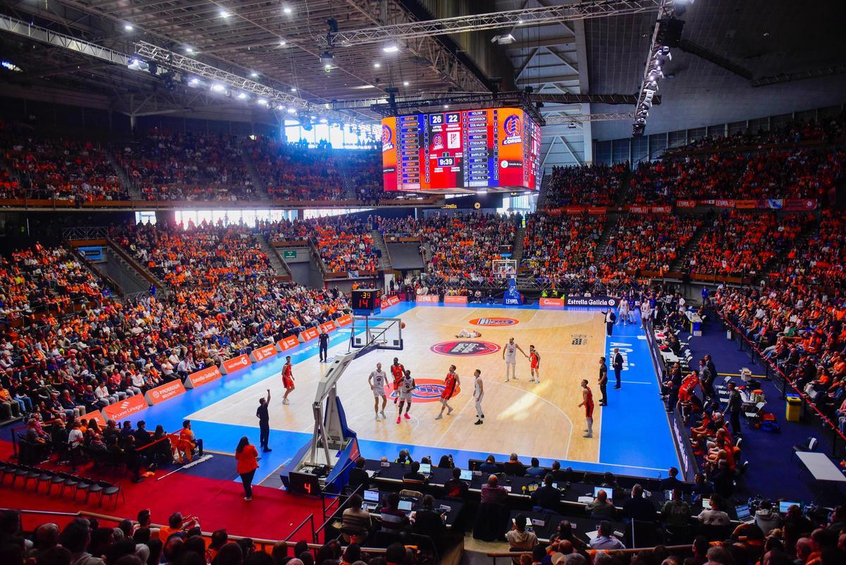 El derbi entre el Básquet Coruña y el Obradoiro en imágenes El derbi entre el Básquet Coruña y el Obradoiro en imágenes