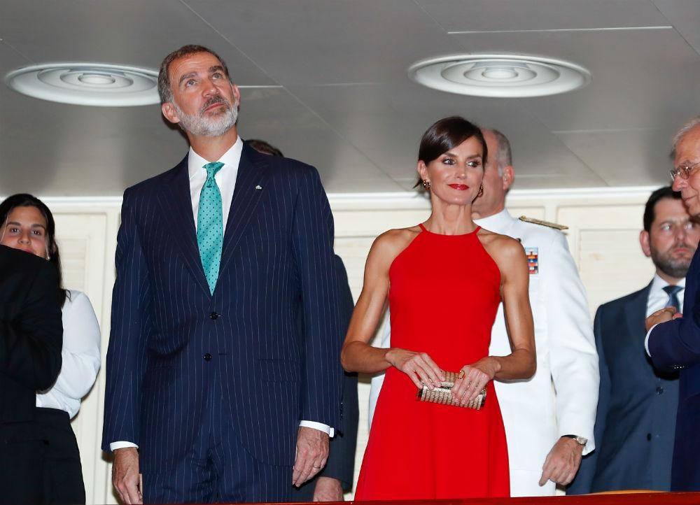 Los Reyes a su llegada al ballet en el teatro Alicia Alonso