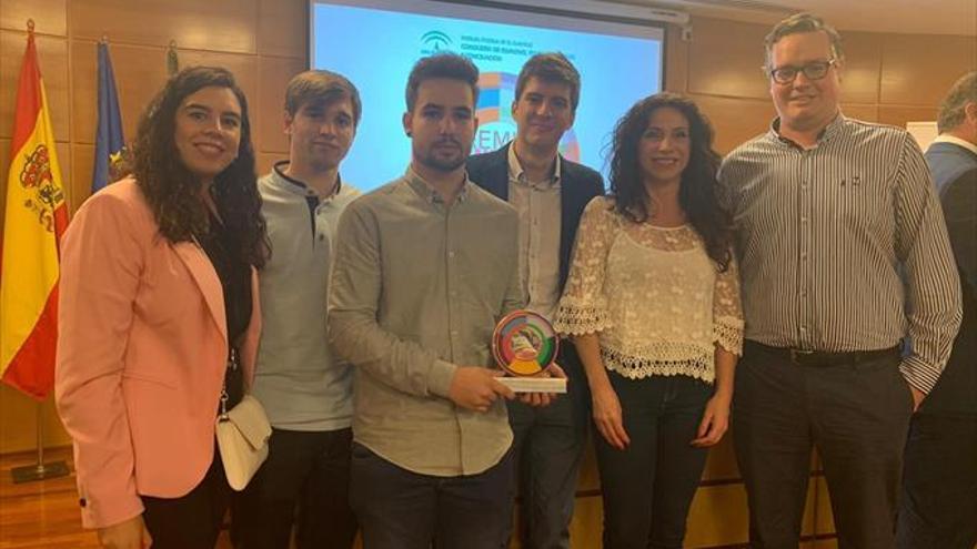 La asocaición Gigüeña recibe el premio Andalucía Joven 2018