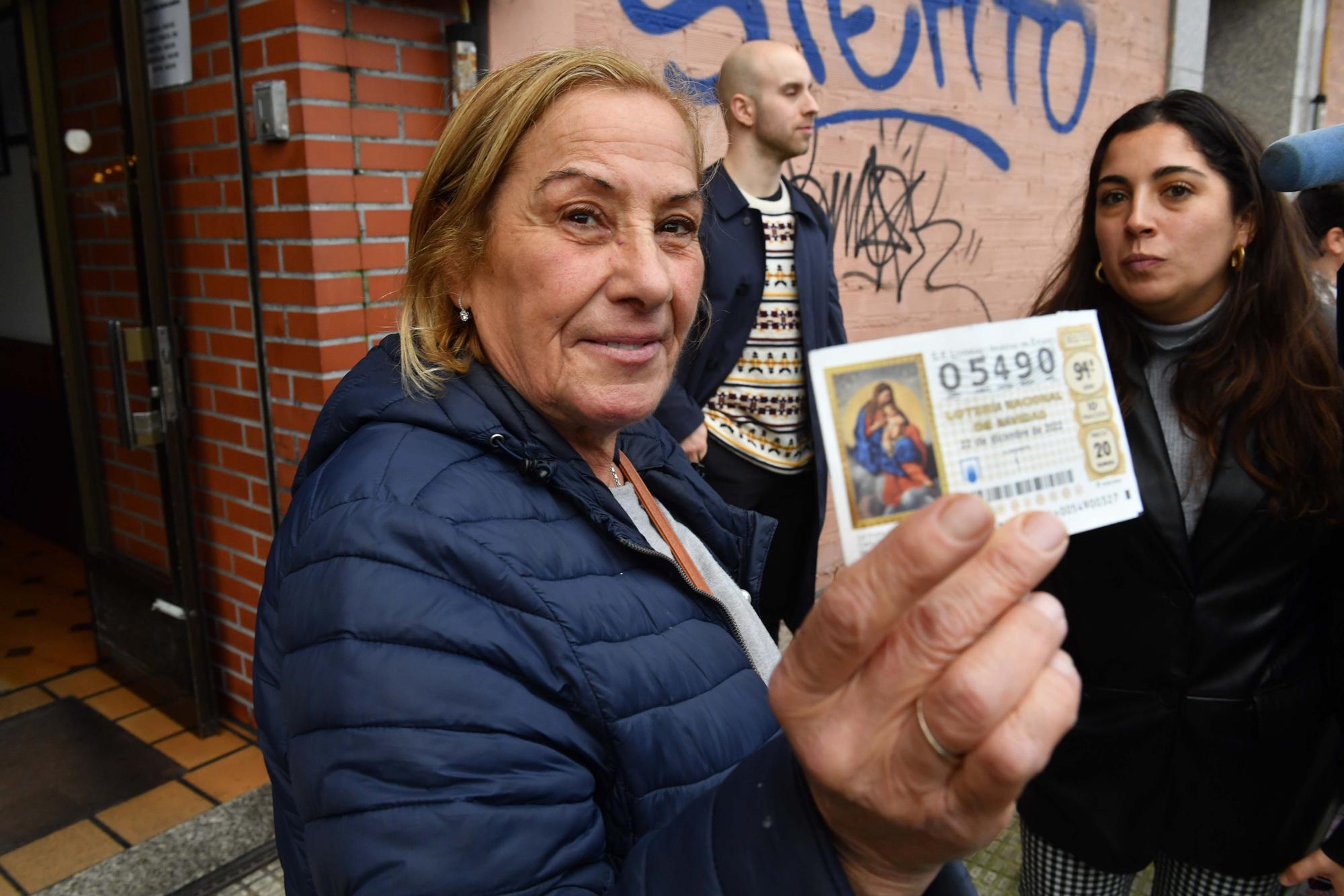 El Gordo cae en A Coruña: El primer premio de la Lotería de Navidad deja 180 millones entre la calle Barcelona y El Gaucho I