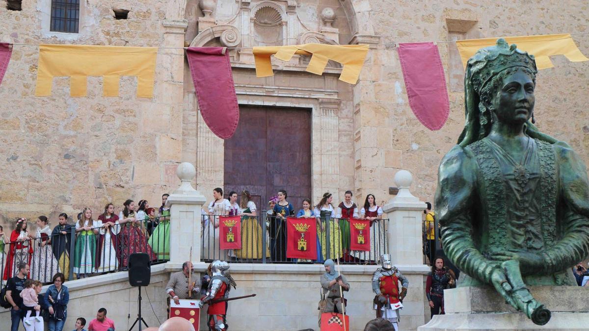 Imagen de archivo de actos celebrados con motivo del mercado medieval María de Luna en Segorbe.