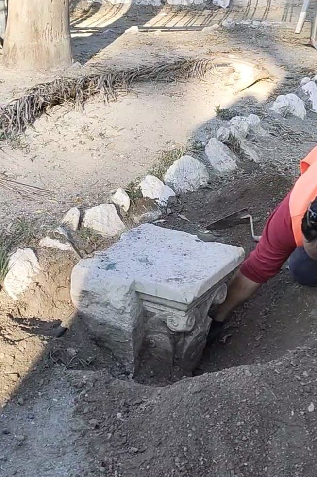 Columnas encontradas en los Baños del Carmen