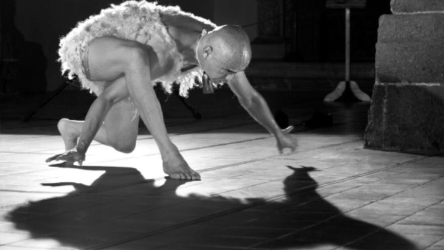Danza contemporánea en el teatro El Sauzal