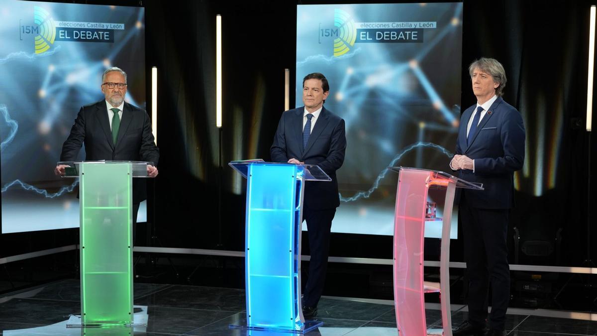 El candidato de Vox a la Presidencia de la Junta de Castilla y León, Carlos Pollán; el candidato del PP, Alfonso Fernández Mañueco; y el candidato del PSOE Carlos Martínez.