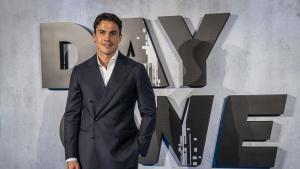 Barcelona, 05/03/2026 Cultura. PERSONA: Álex González. Premiere de la serie de Amazon Prime Video Day One, para una portada del Teletodo. Para la portada, necesitaríamos foto VERTICAL con los dos protagonistas juntos, Álex González y Alba Planas. Y para las entrevistas, fotos de ellos por separado (horizontal y vertical). También necesitamos fotos individuales de tres de los secundarios: Jordi Mollà, Renata Notni e Iván Massagué (o si puede ser de ellos tres juntos). AUTOR: MANU MITRU