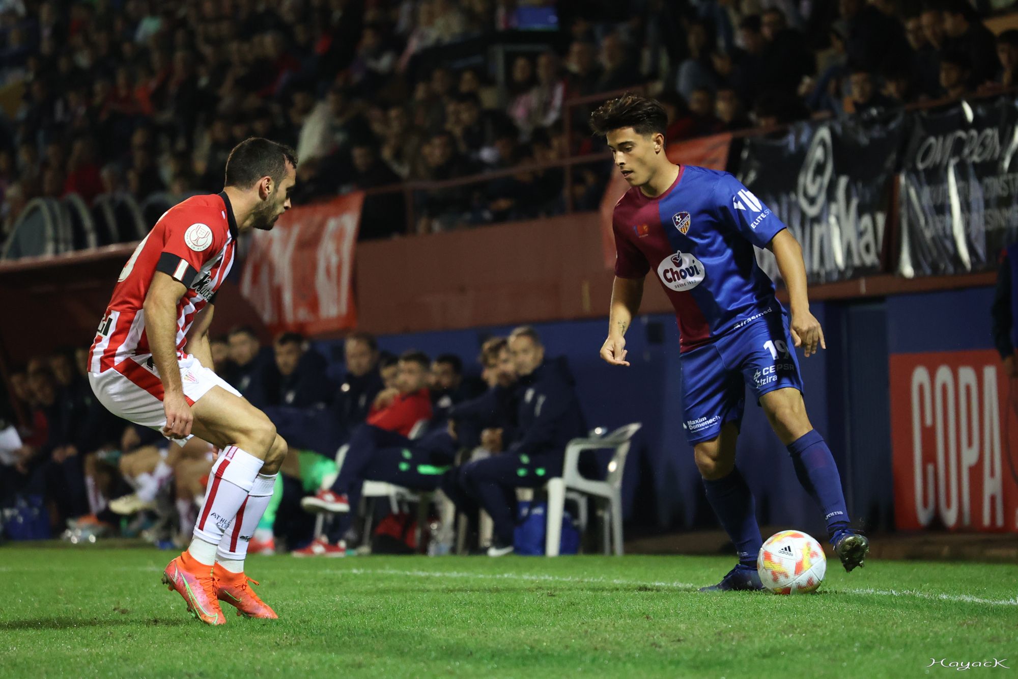 Las imágenes que dejó el partido entre el Alzira y el Athletic Club