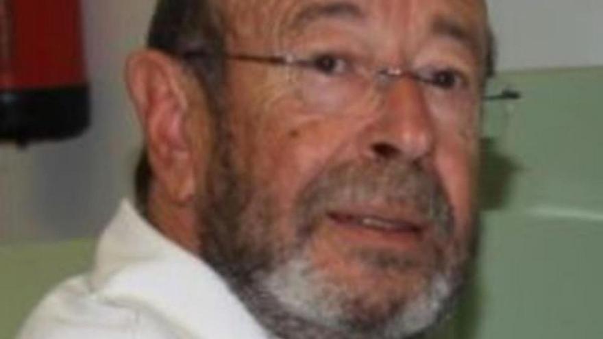 Fallece a los 74 años el profesor de la Escuela de Minas de Oviedo y gran belenista Gonzalo Fernández Cabal