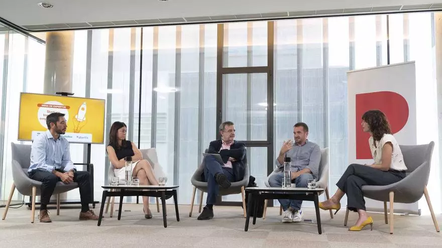 Mesa redonda de expertos sobre los retos de las 'start-ups' i las corporaciones