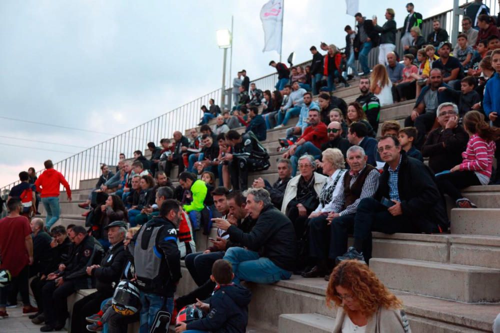 Miles de personas celebran con Joan Mir el título de Campeón del Mundo de Moto3