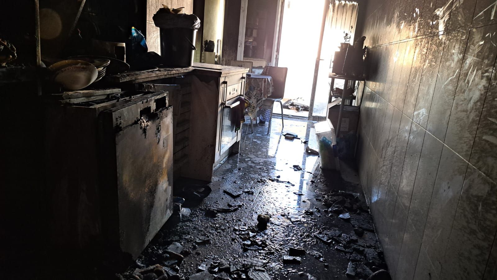 Arde una casa en Ibiza al incendiarse la cocina cuando sus inquilinos dormían