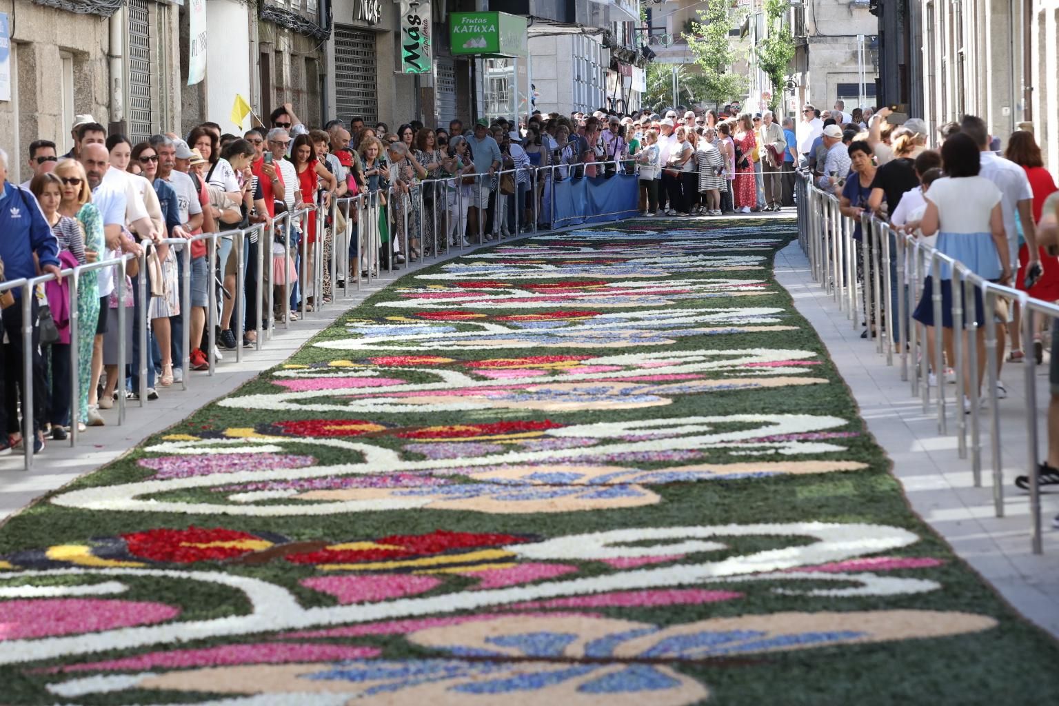 Las alfombras florares tienen una tradición de más de 200 años.