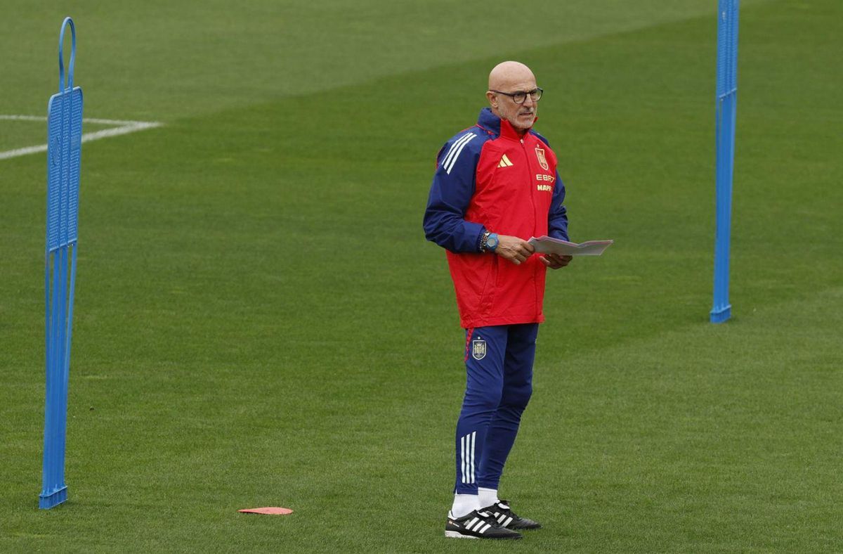 L’Espanya de De la Fuente busca el rècord de Del Bosque i el Mundial