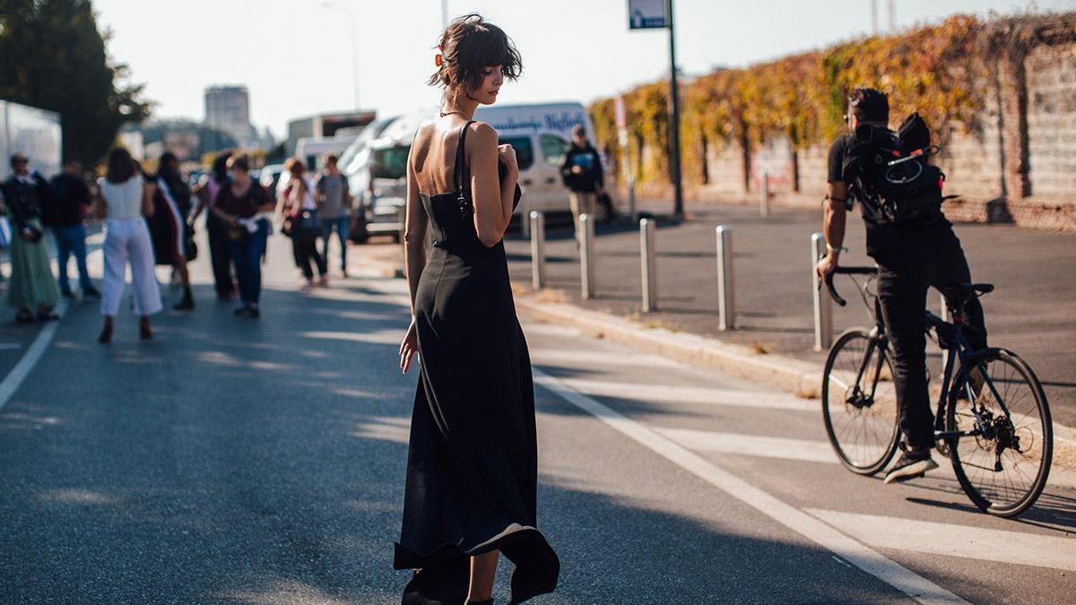 Dos vestidos efecto vientre plano que puedes encontrar de rebajas en El Corte Inglés