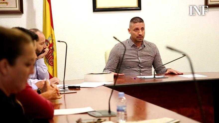 La oposición fuerza la expulsión del alcalde de San Fulgencio