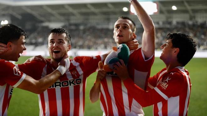 El Sporting de Gijón ya conoce el calendario de la temporada: inicio en casa ante el Sabadell y final en Córdoba