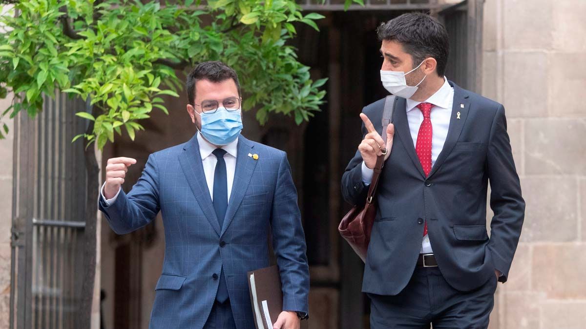 Pere Aragonès y Jordi Puigneró, a su llegada a la reunión semanal del Govern.