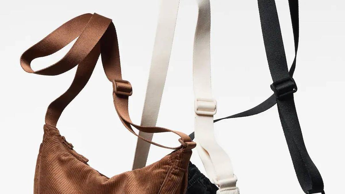 El bolso imprescindible de UNIQLO, ¡ahora en pana!